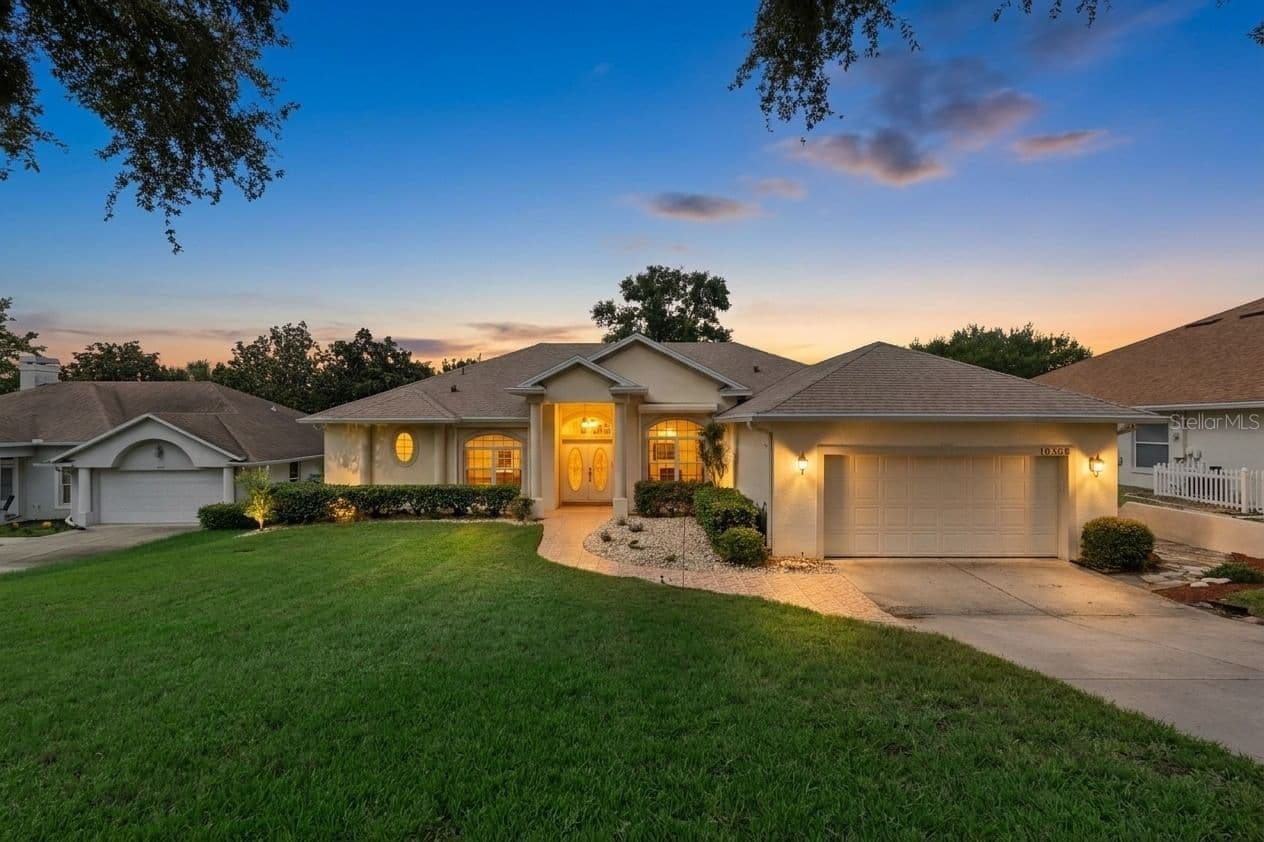10308 CALLE DE FLORES