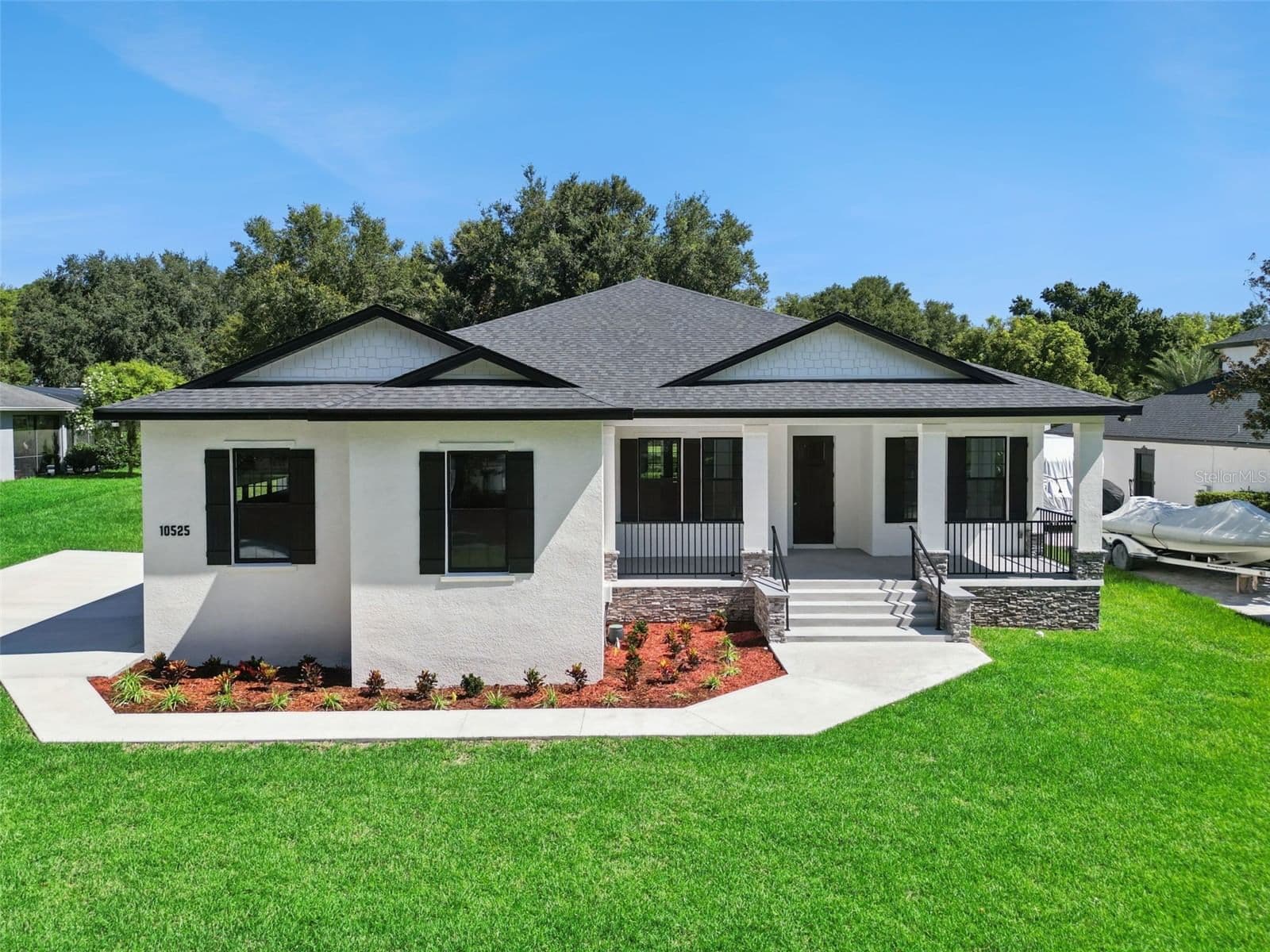10525 BRONSON