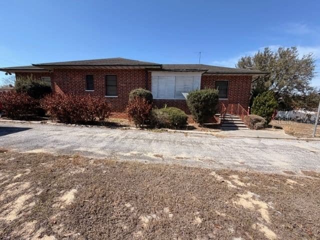 811 STATE ROAD 60
