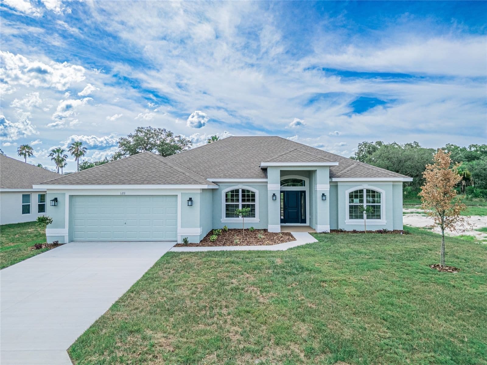1211 HICKORY NUT