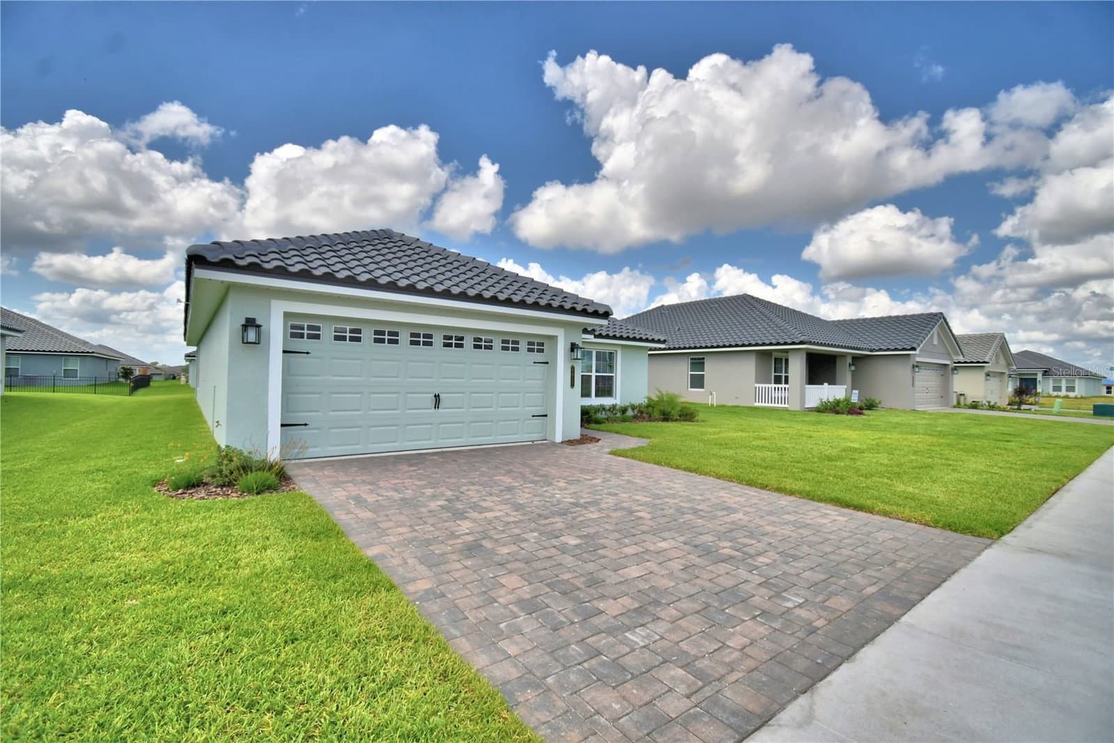 4657 GRANDVIEW GLEN