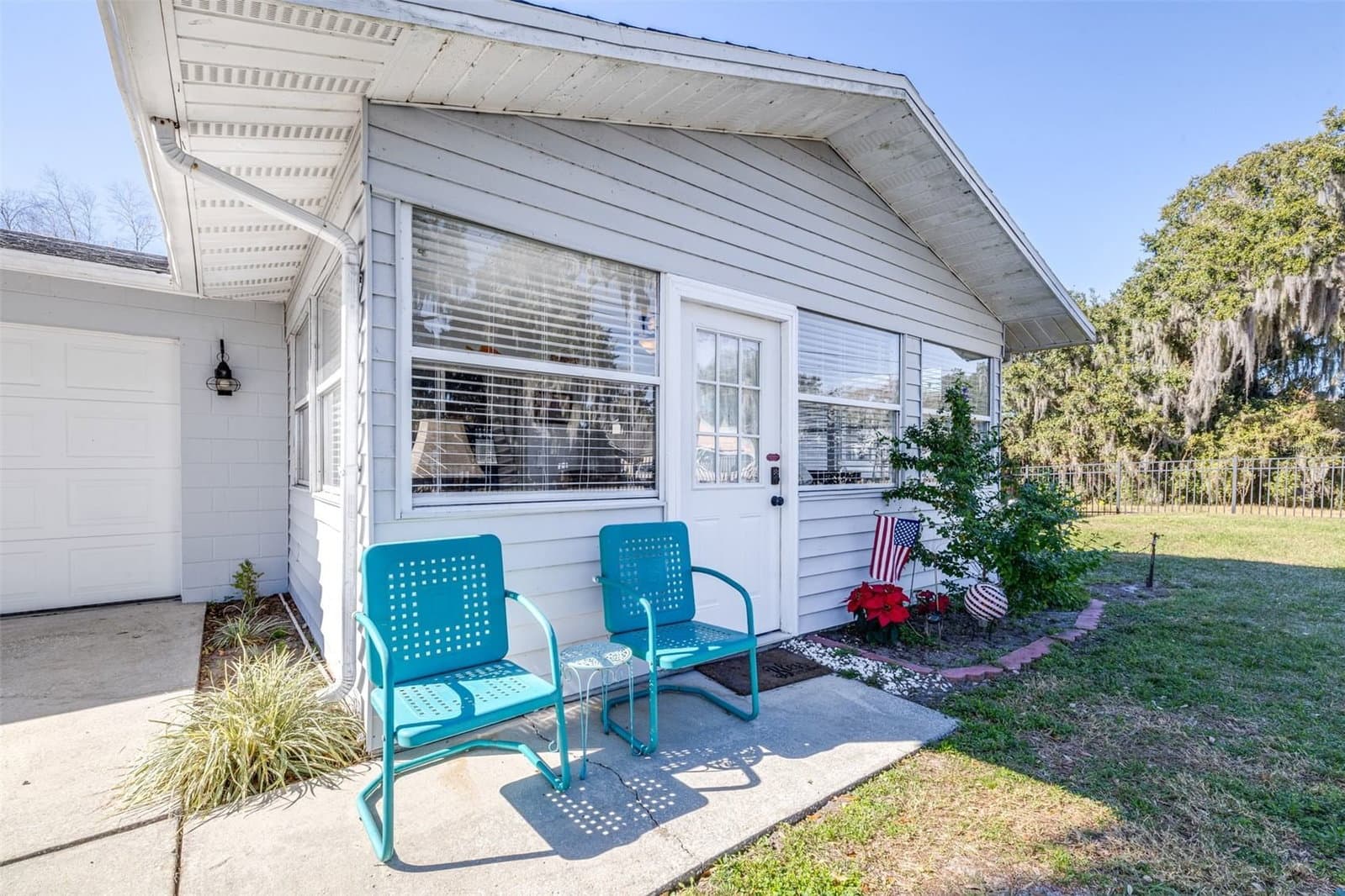 4742 CYPRESS