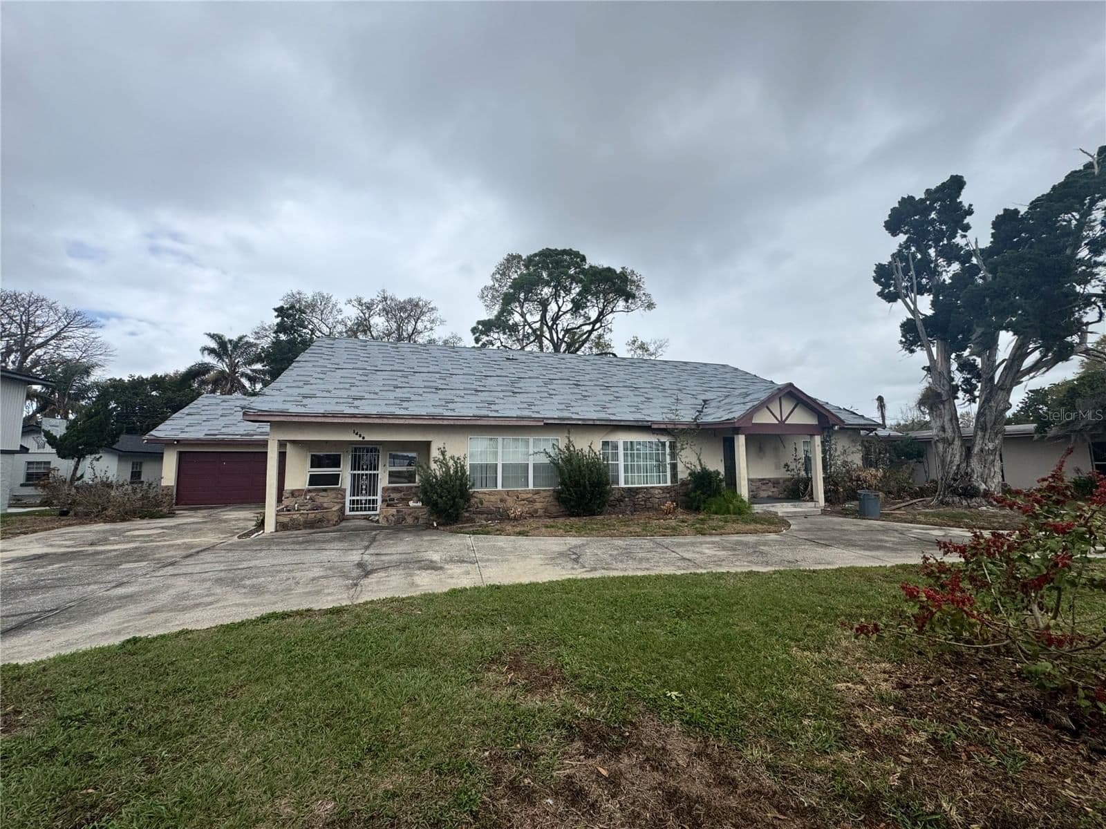 1450 LAKE CANNON