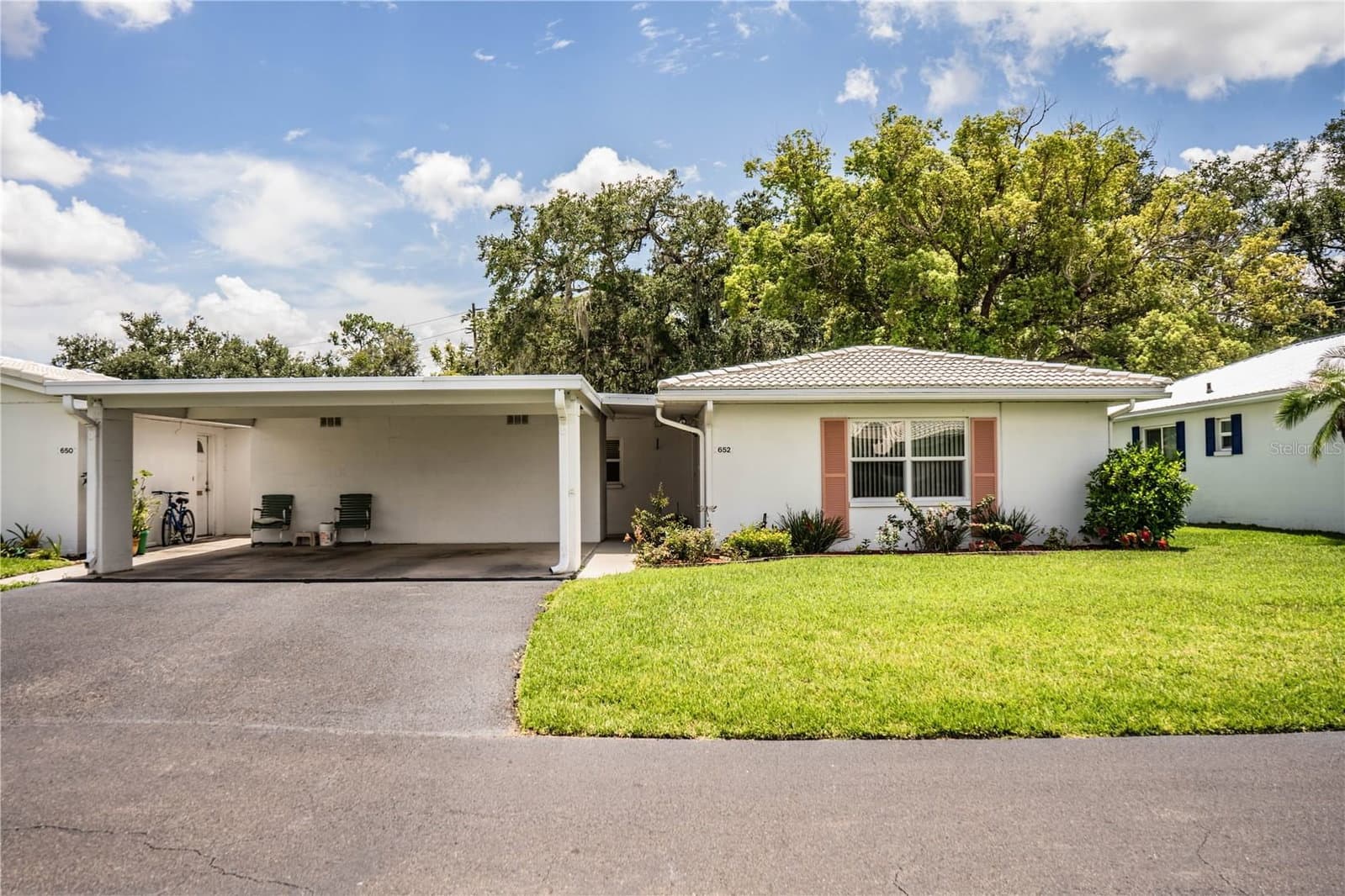 652 COTTAGE