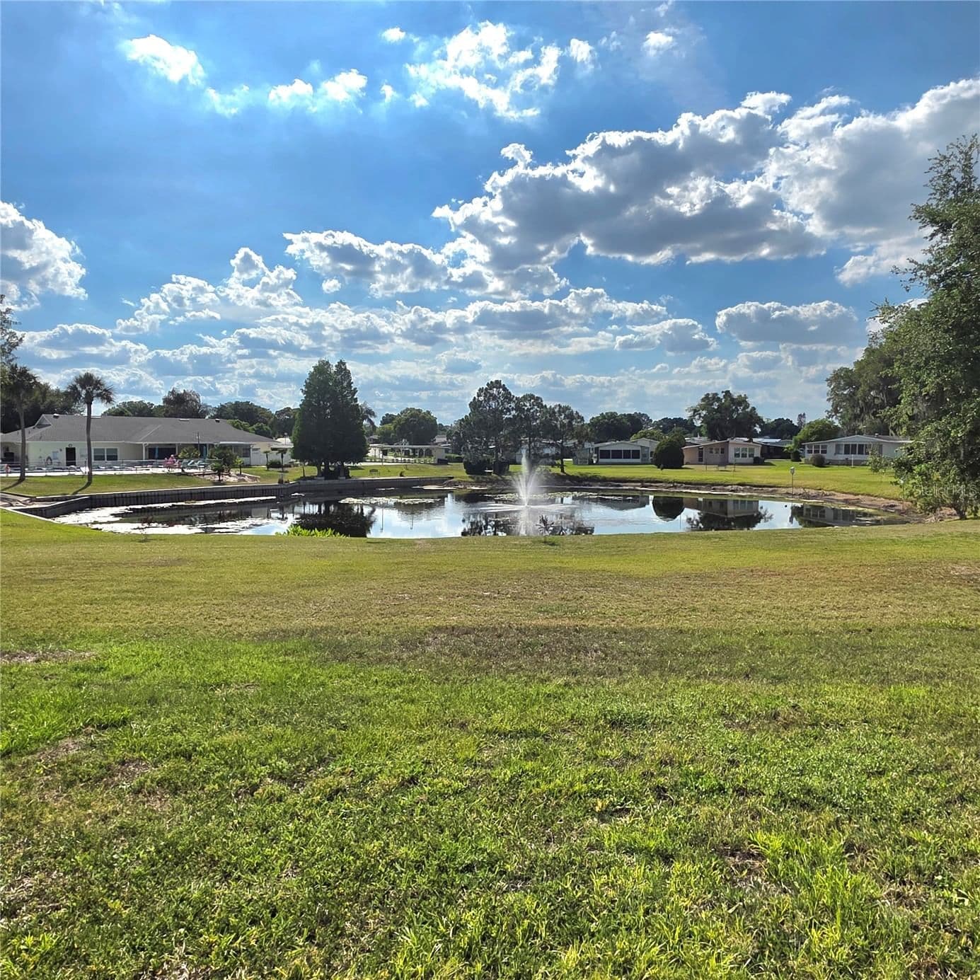 6114 GRAND OAKS