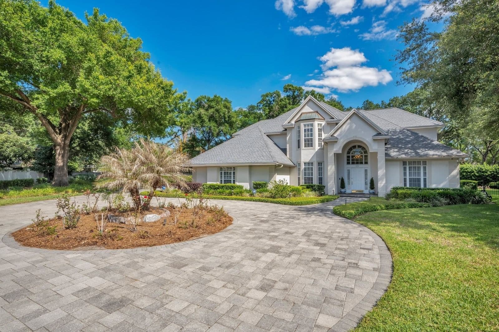 1451 HOLLINGSWORTH OAKS