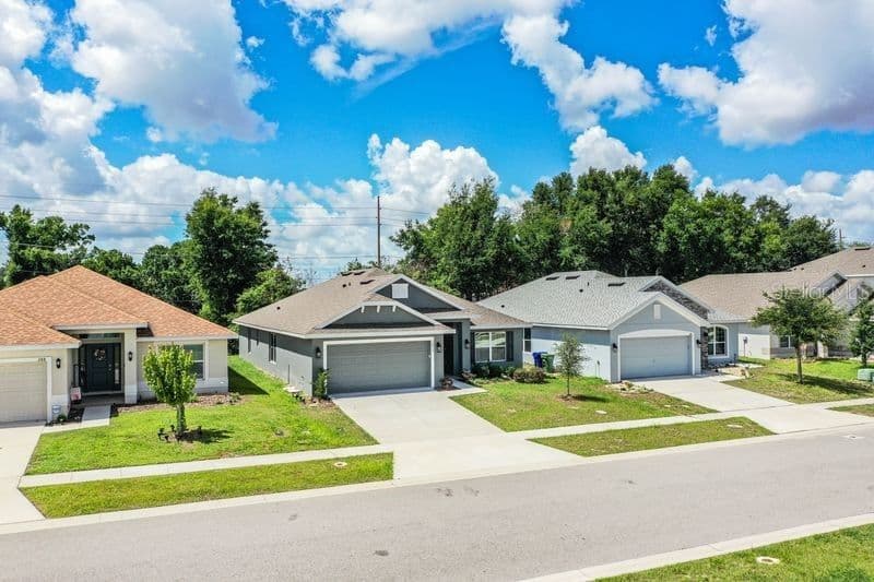 292 KRENSON BAY