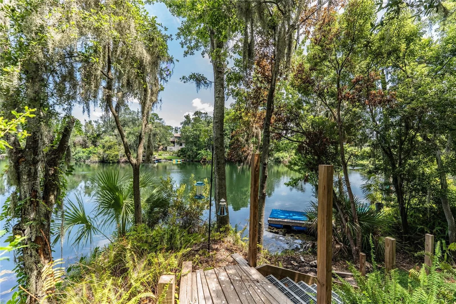 Photo 4 of 950 LAKE COVE