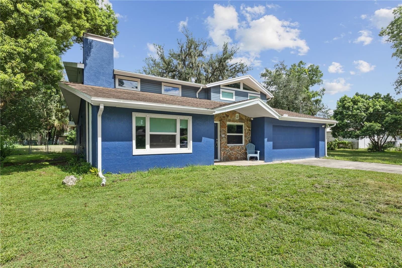 4734 MONTEREY