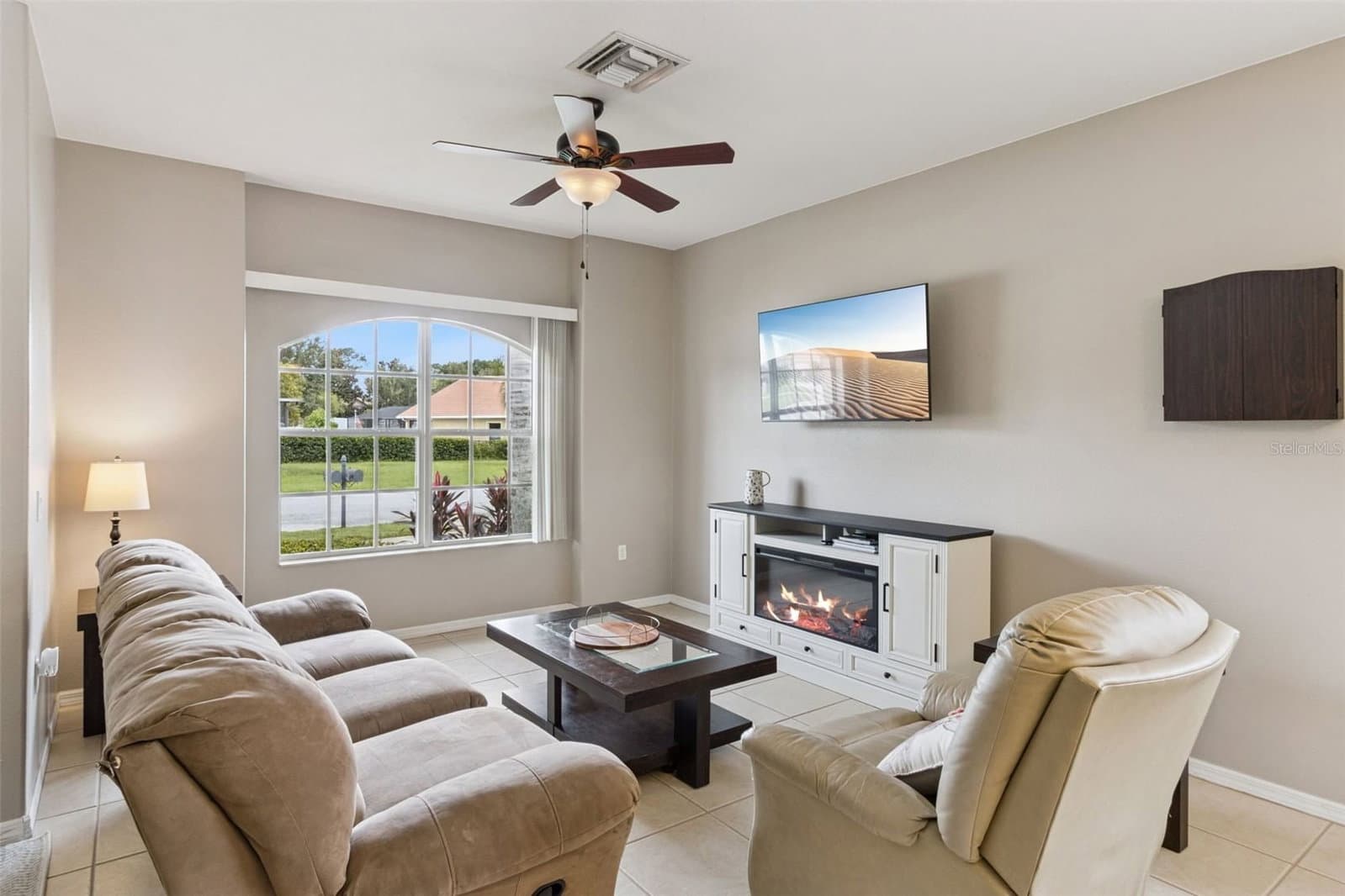 1742 ALTAVISTA CIRCLE