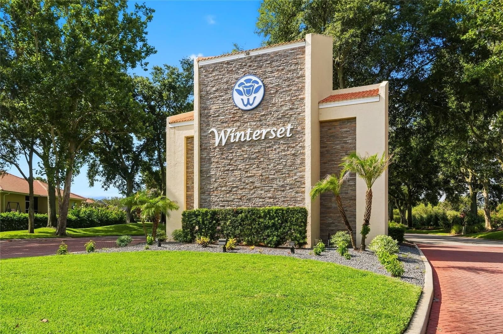 701 MAGNOLIA