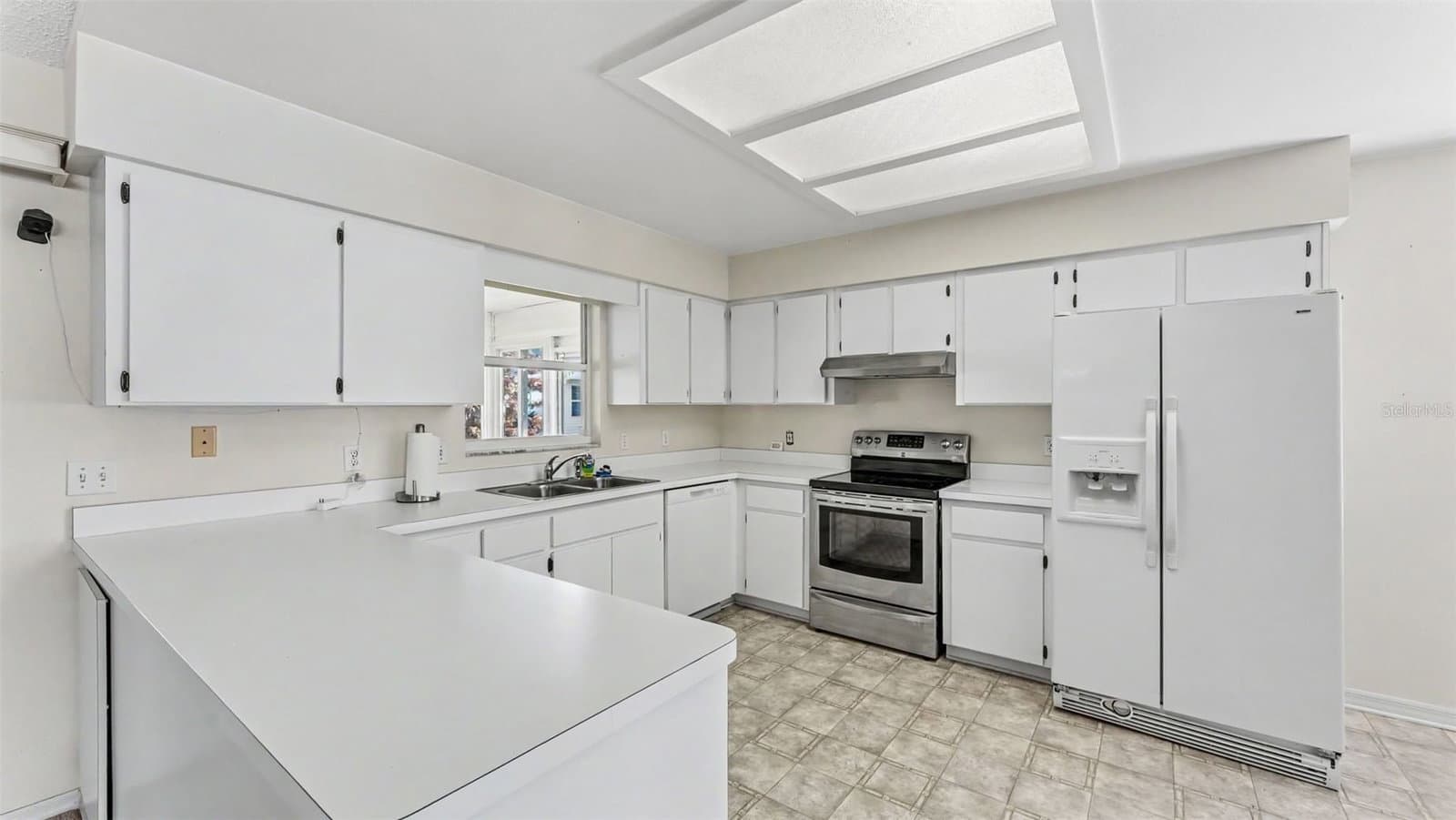 Photo 4 of 2227 GRAND CYPRESS