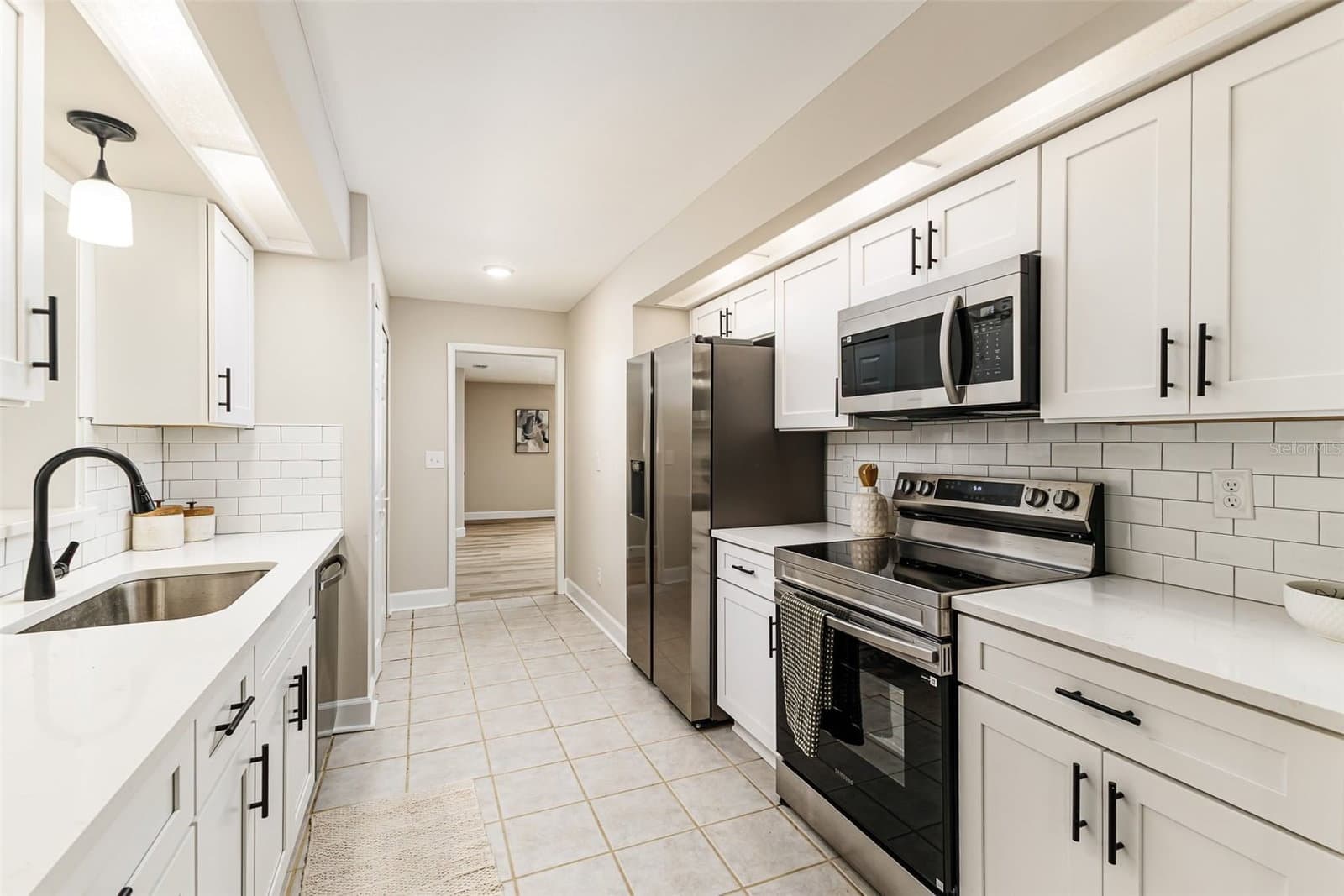 2923 FORESTBROOK