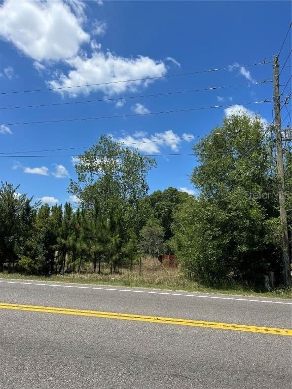 Photo 4 of 2519 STATE ROAD 33