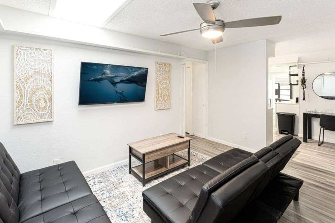 Photo 5 of 1214 PINE HILLS