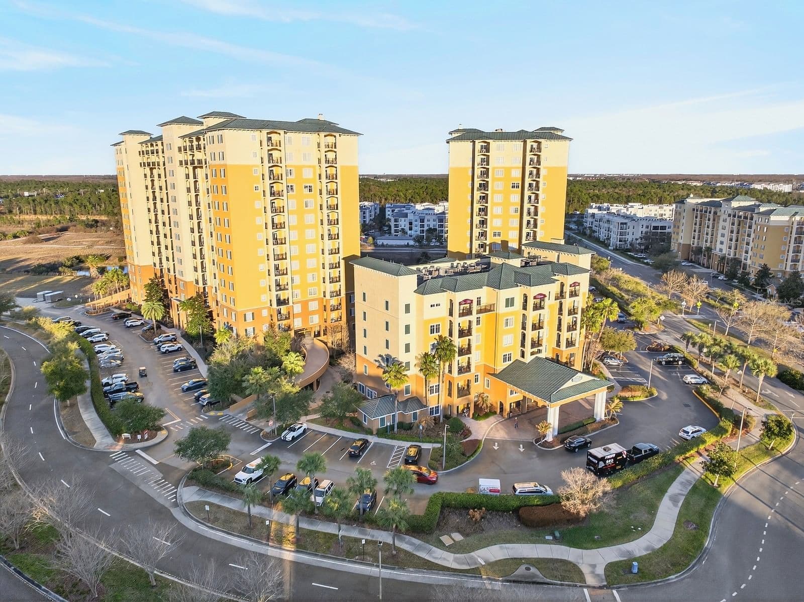 8125 RESORT VILLAGE