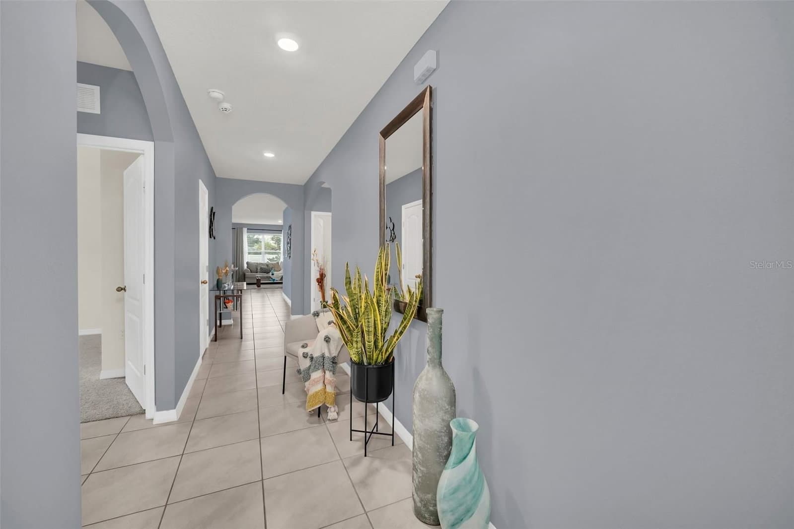 3308 COUNTRY WALK CLUB