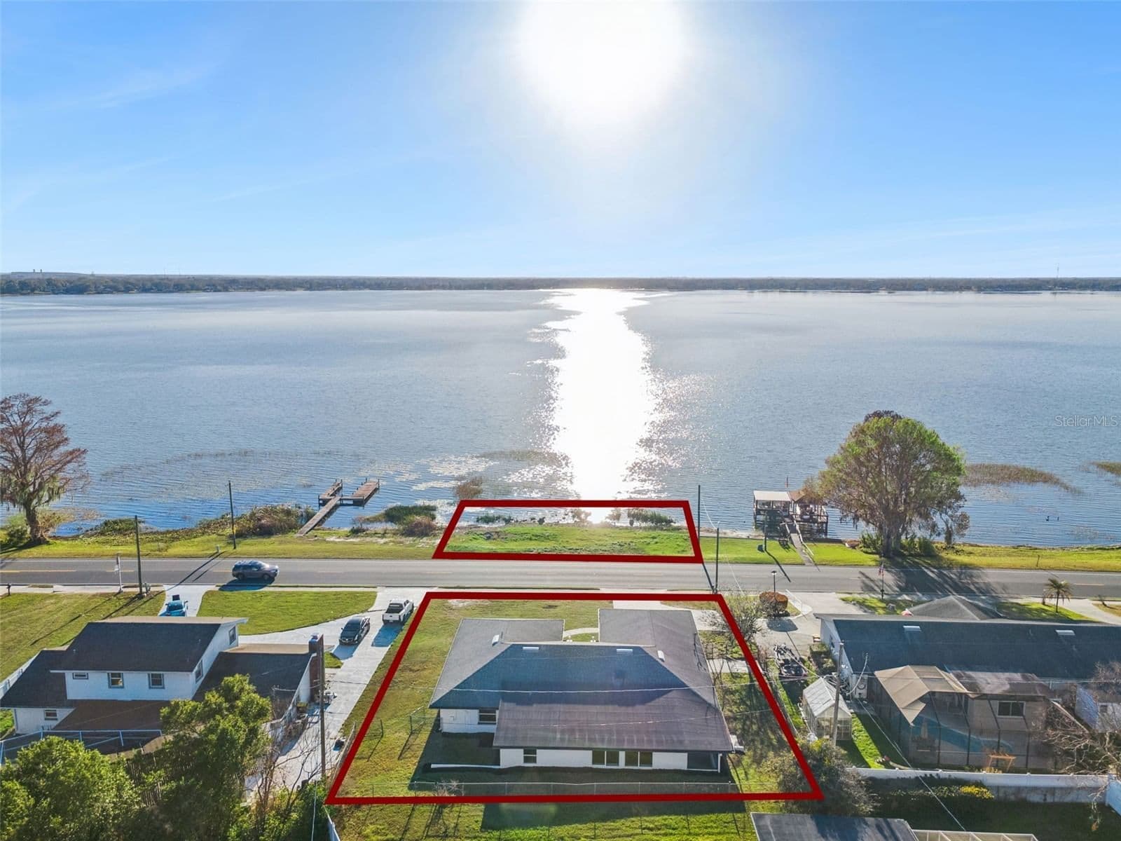 1106 LAKE ARIANA