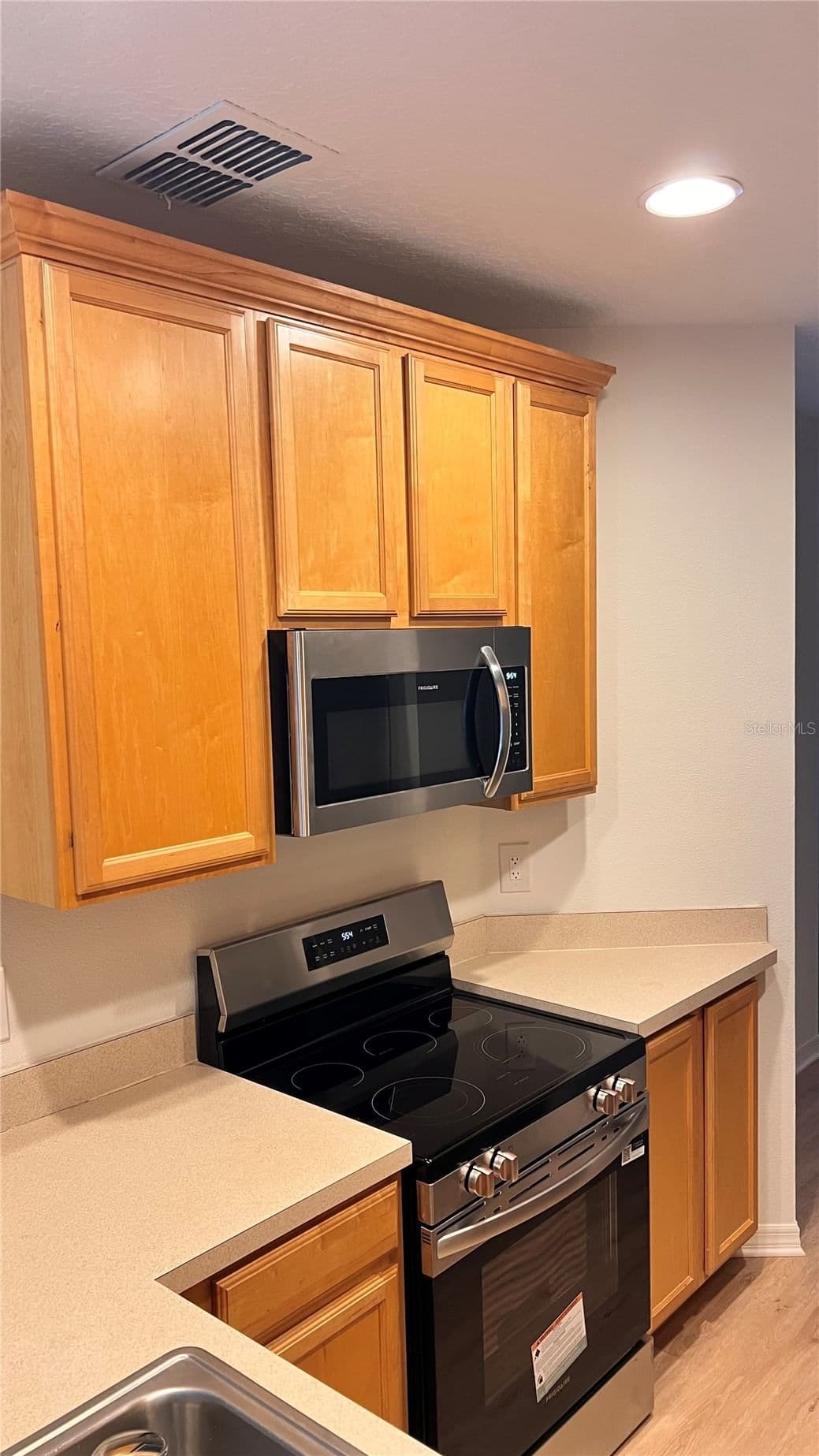 Photo 4 of 3514 VICTORIA PINES