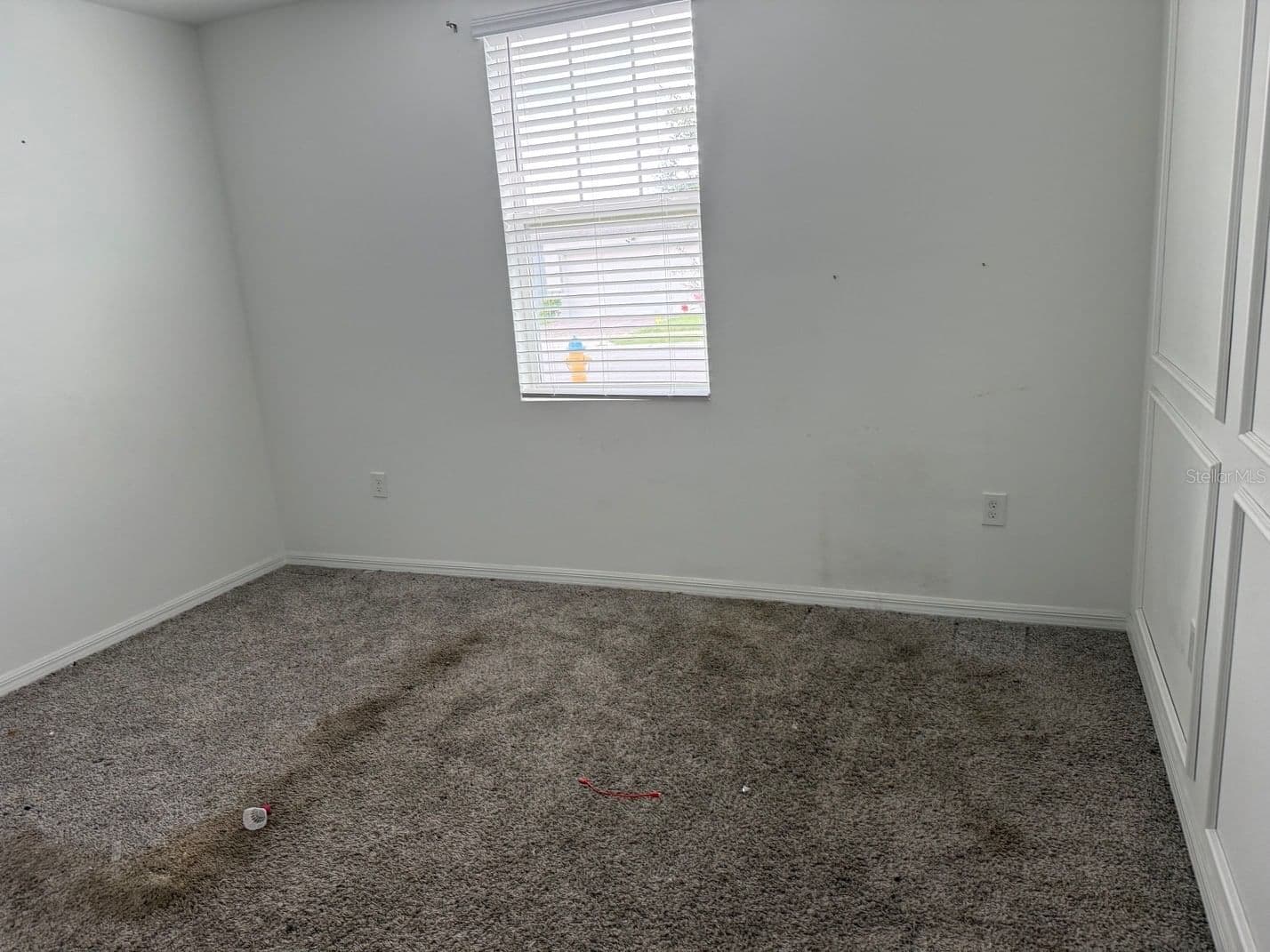 Photo 5 of 3098 LAUREL OAK