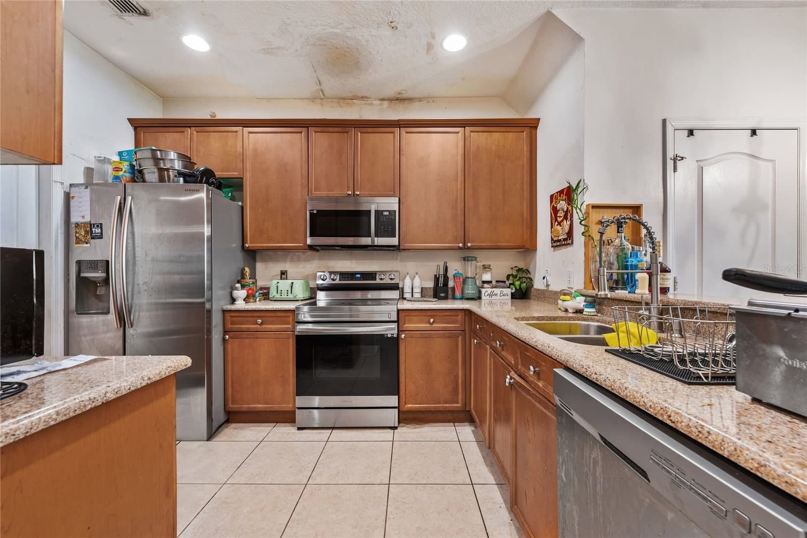 6039 STRADA ISLE