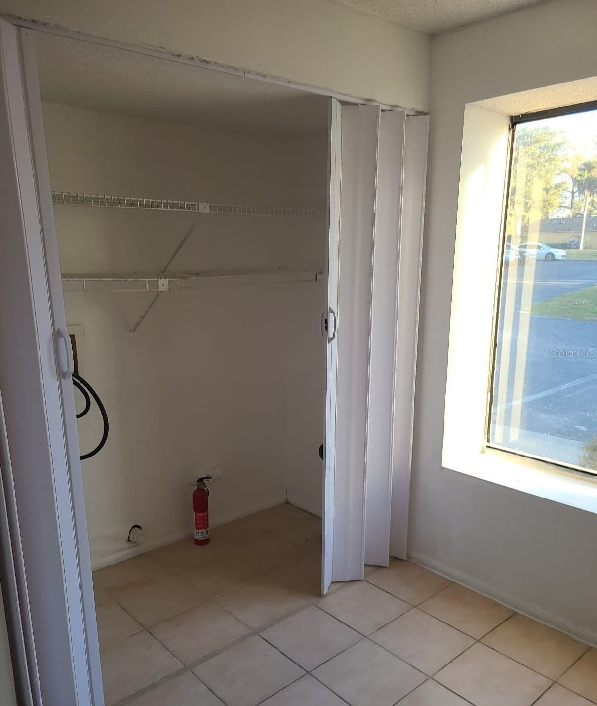 Photo 4 of 4916 SILVER OAKS VLG
