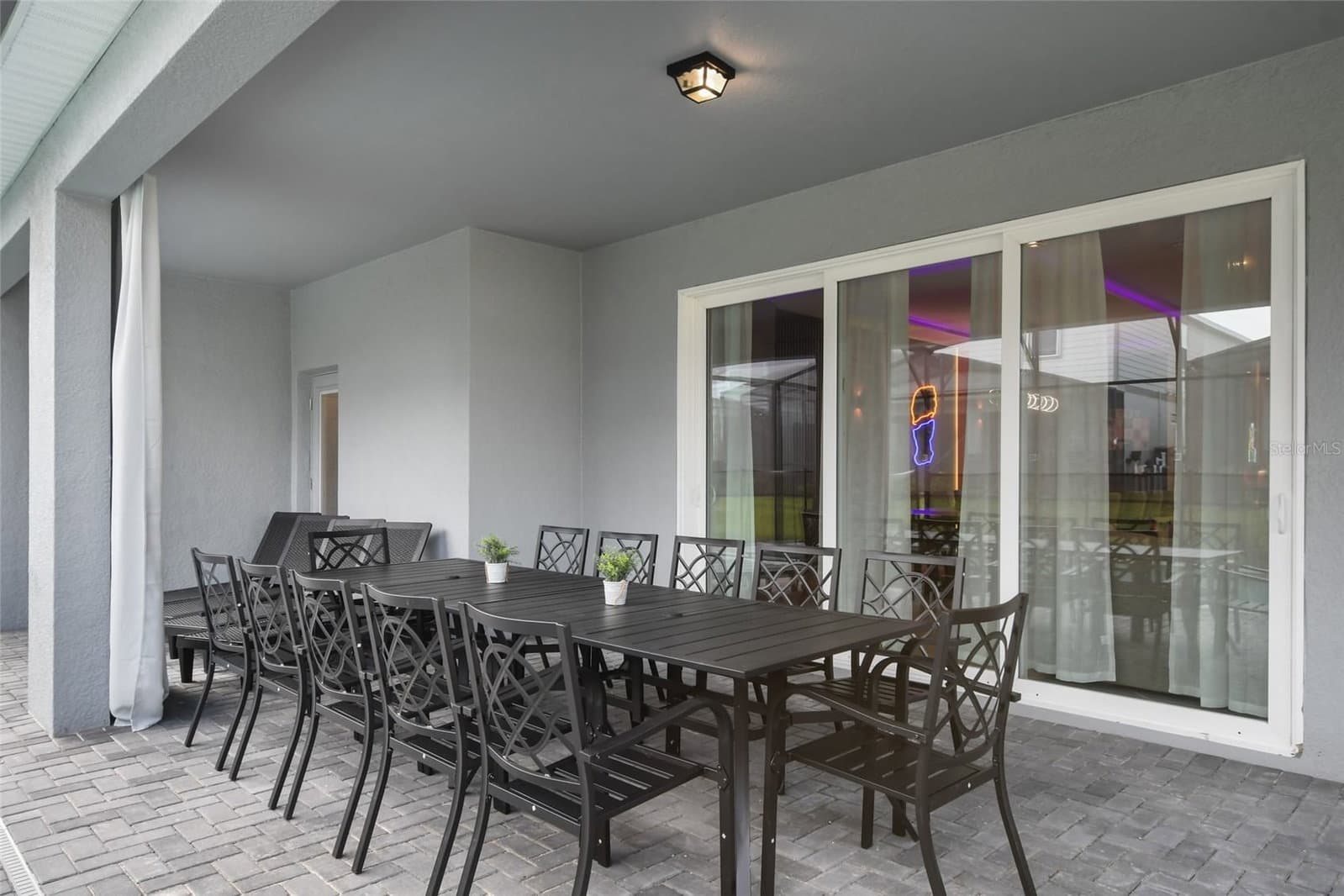 16364 SAINT KITTS