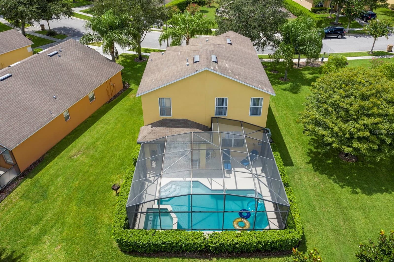 17614 WOODCREST