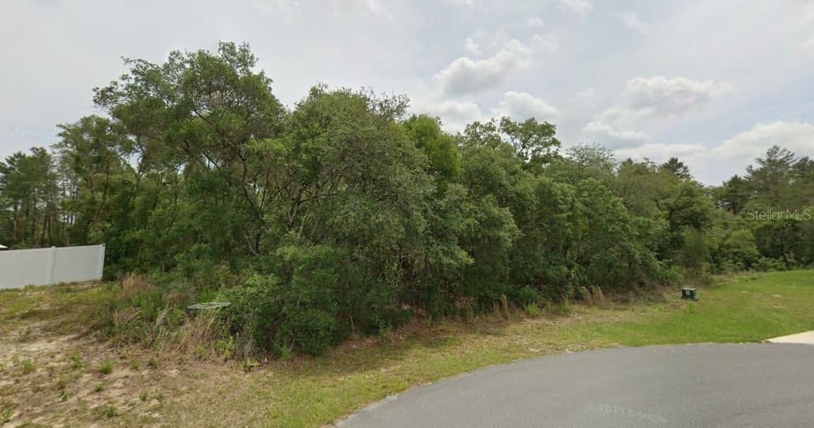 0 33 AVENUE