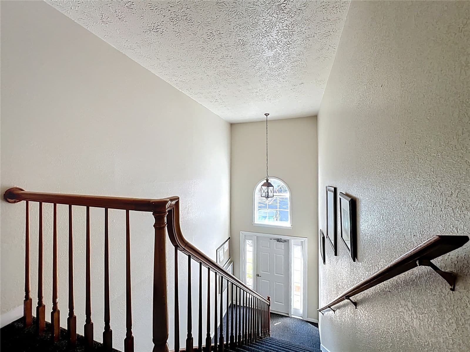 4212 LAKE UNDERHILL