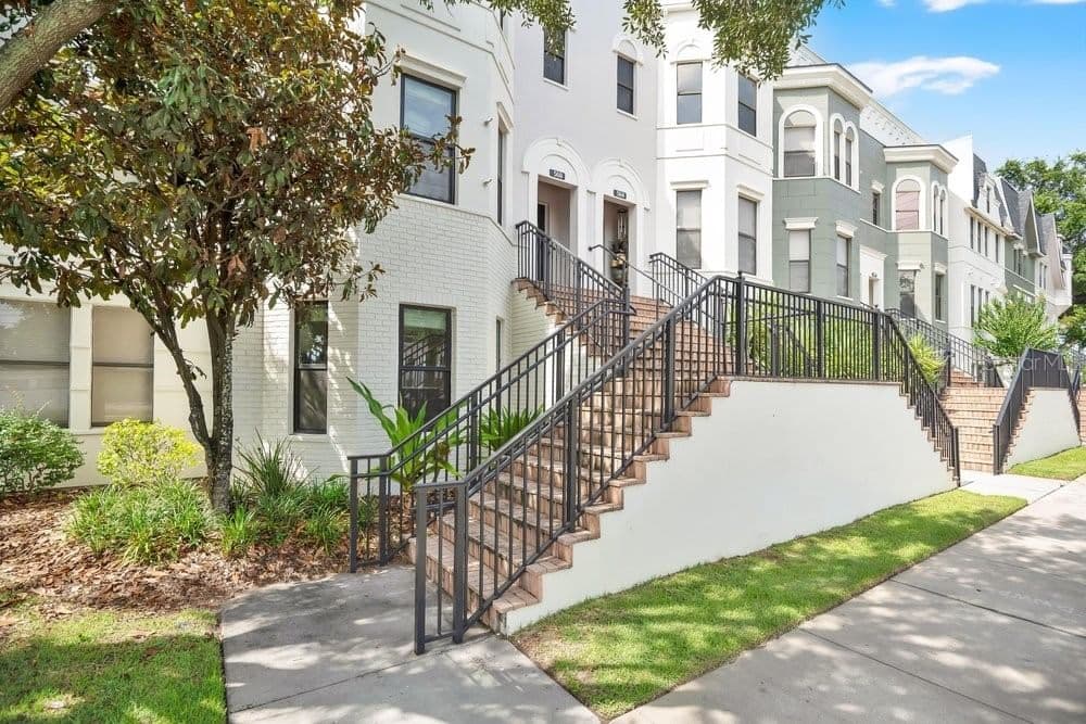 560 COPLEY
