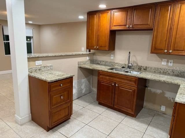 Photo 5 of 2847 HARWOOD