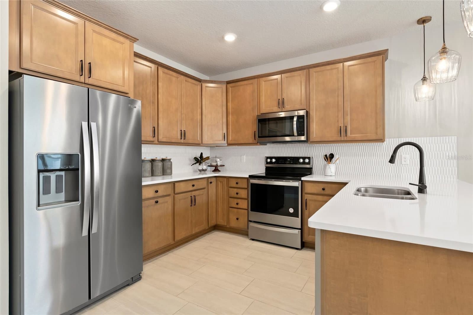 Photo 4 of 4600 ORCHARD VIEW