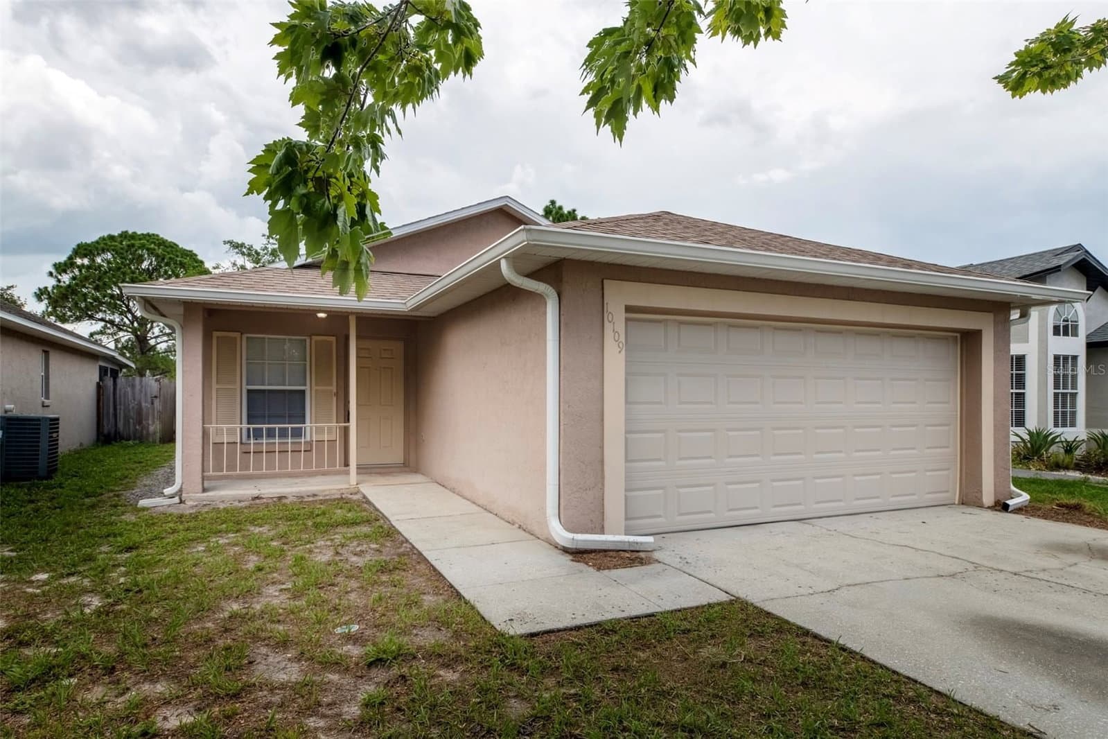 10109 VISTA COVE