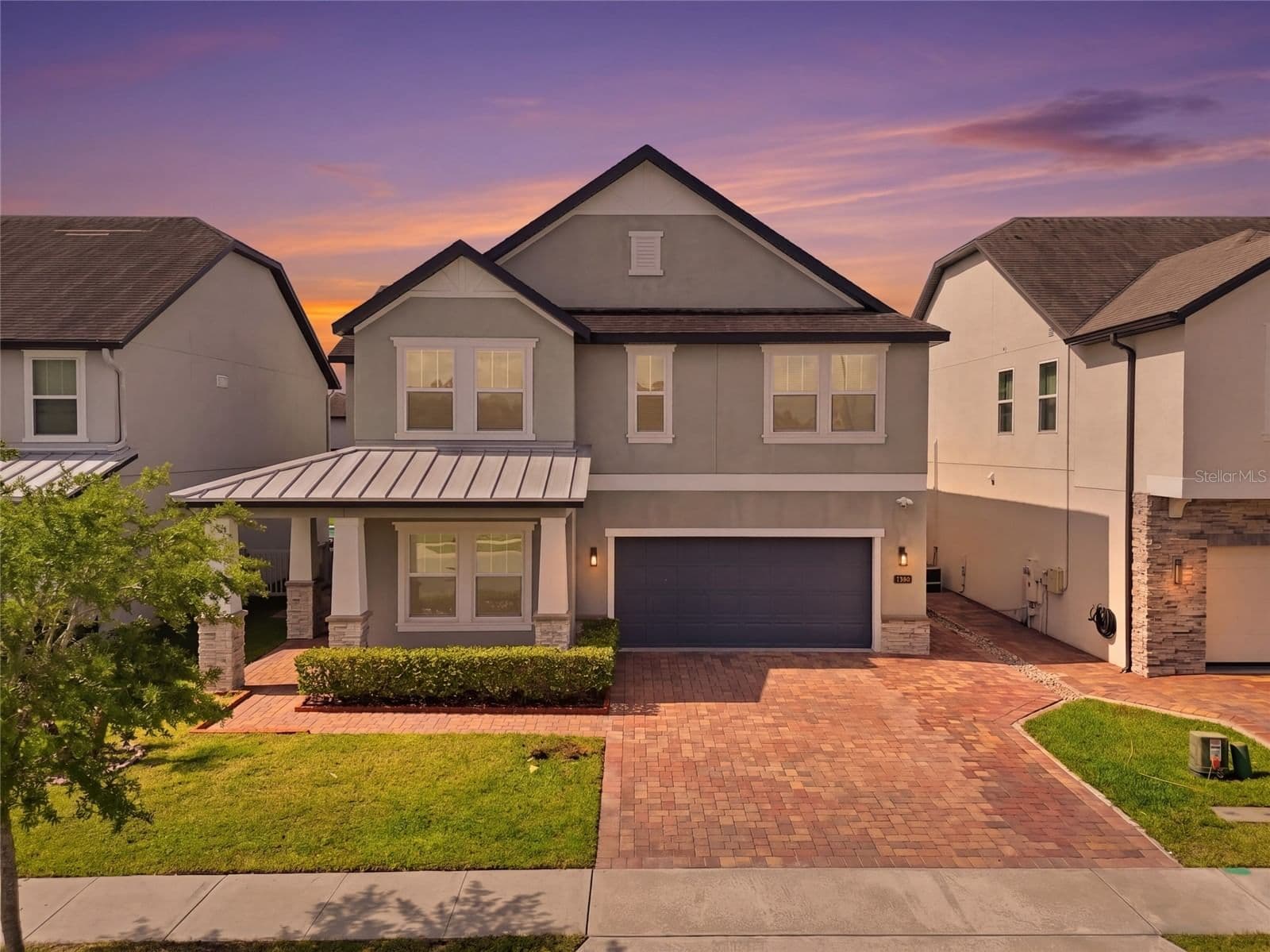 1369 BRISTOL OAKS