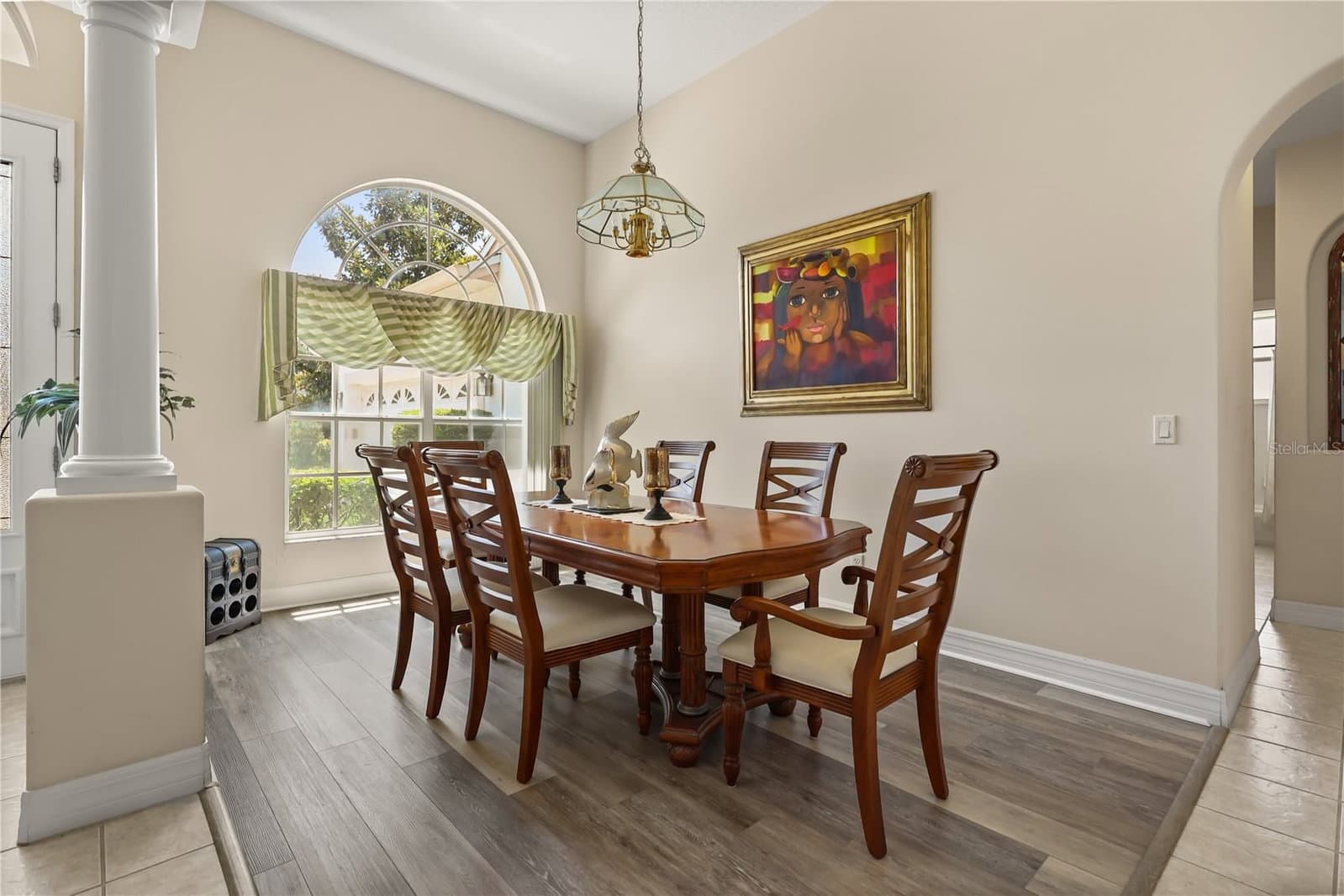 Photo 4 of 4332 FAWN MEADOWS