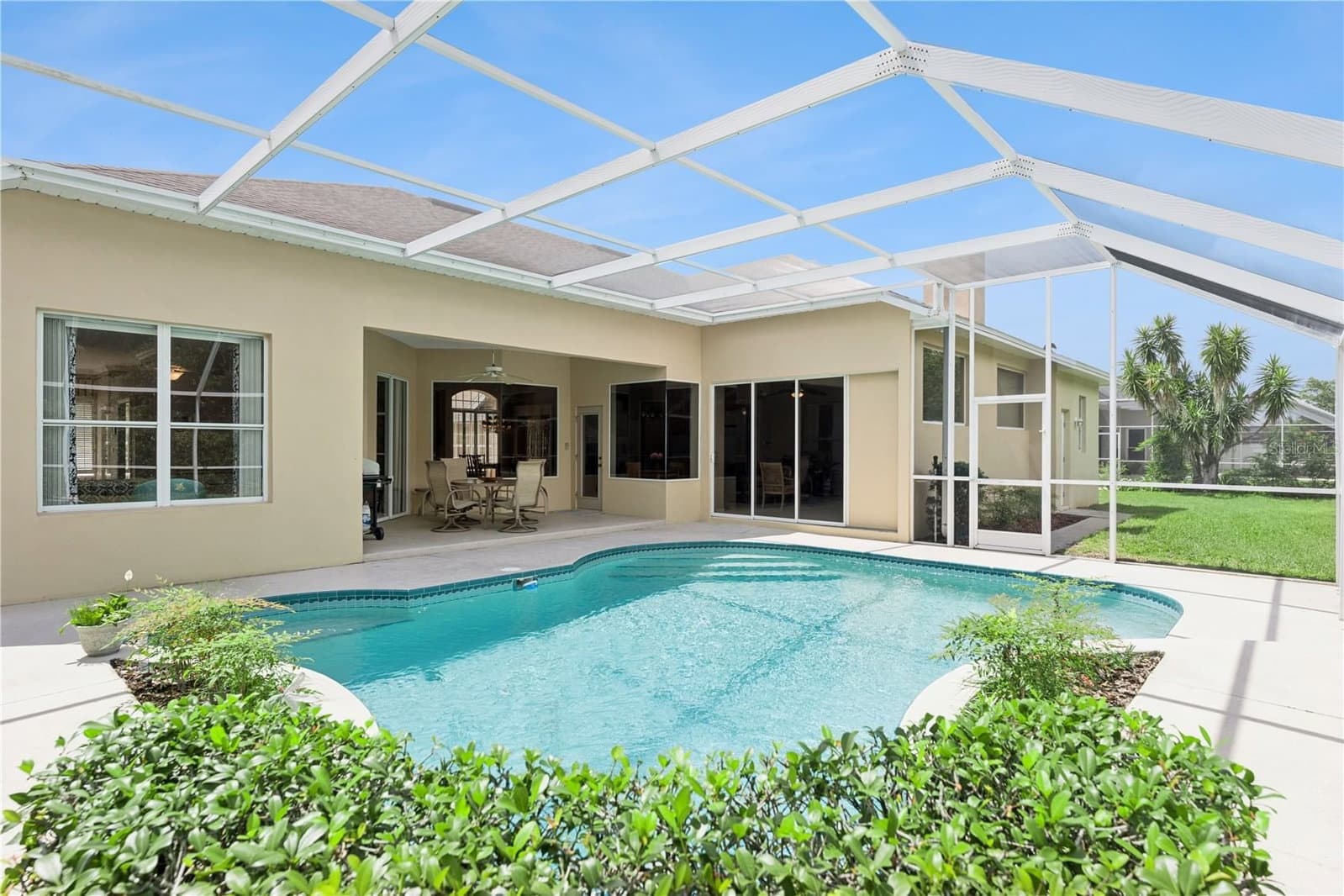 3823 WINDING LAKE