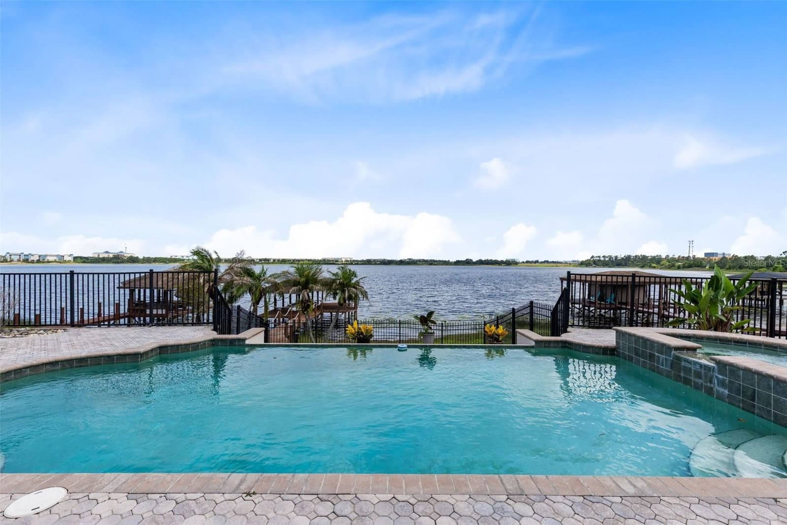 10273 COVE LAKE