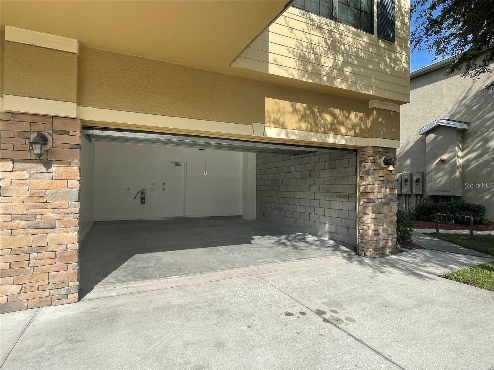 3408 SENECA CLUB