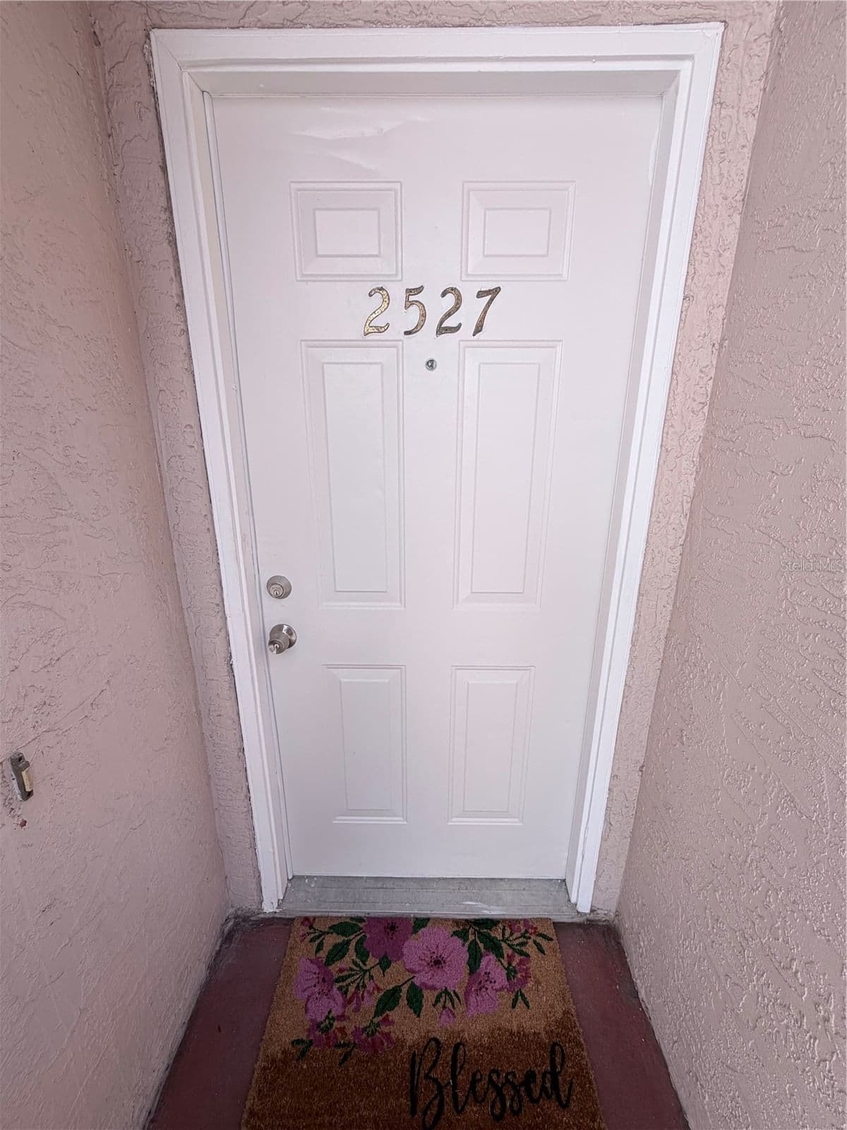 2527 CITRUS CLUB