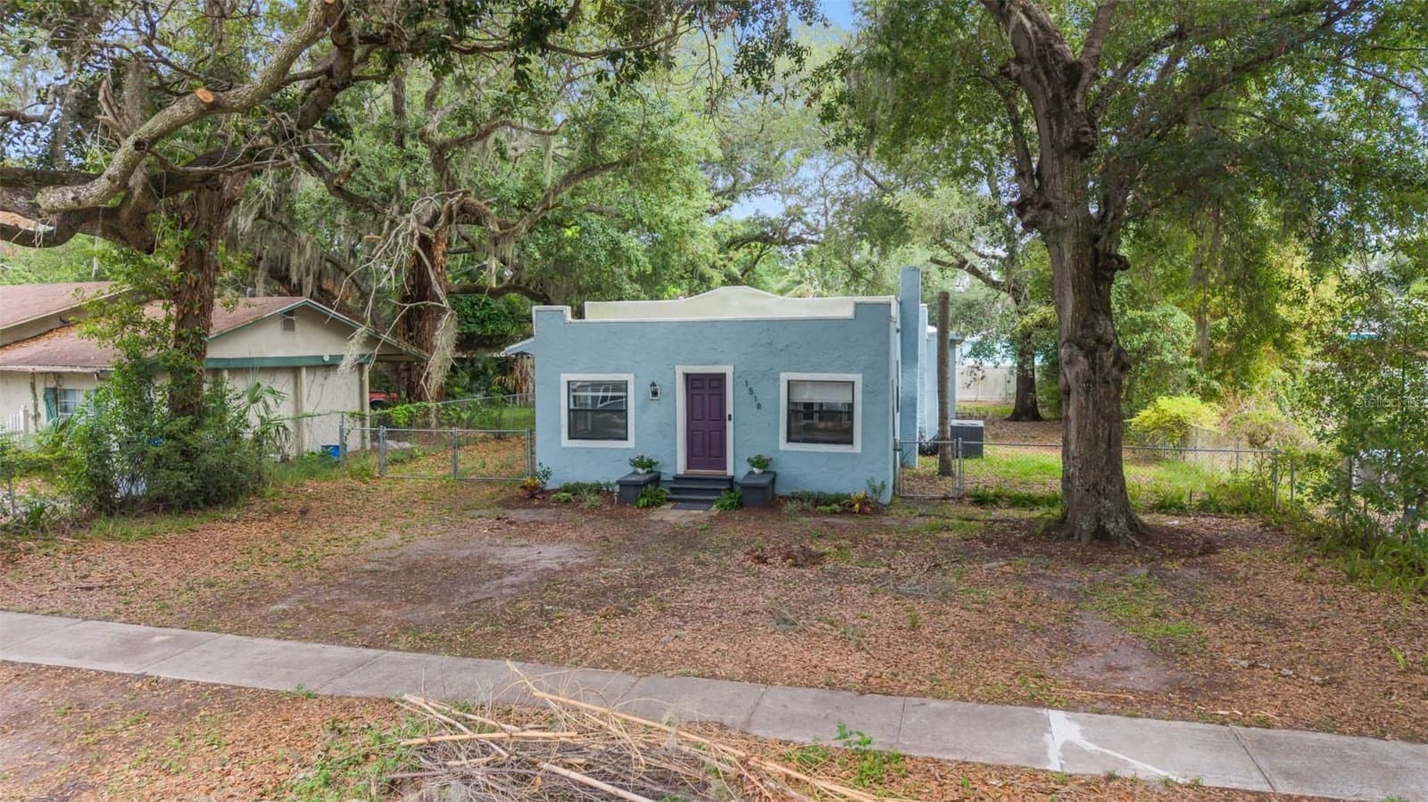 1516 ELM