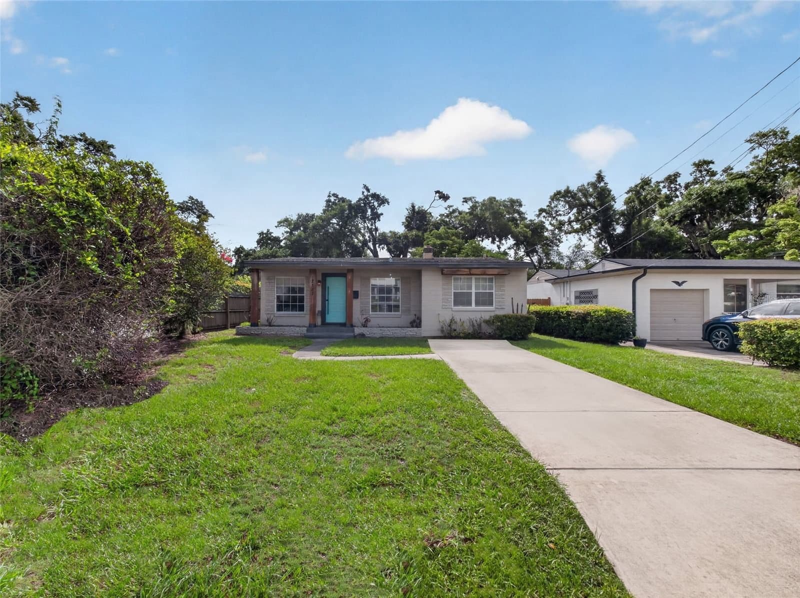 2121 IVANHOE