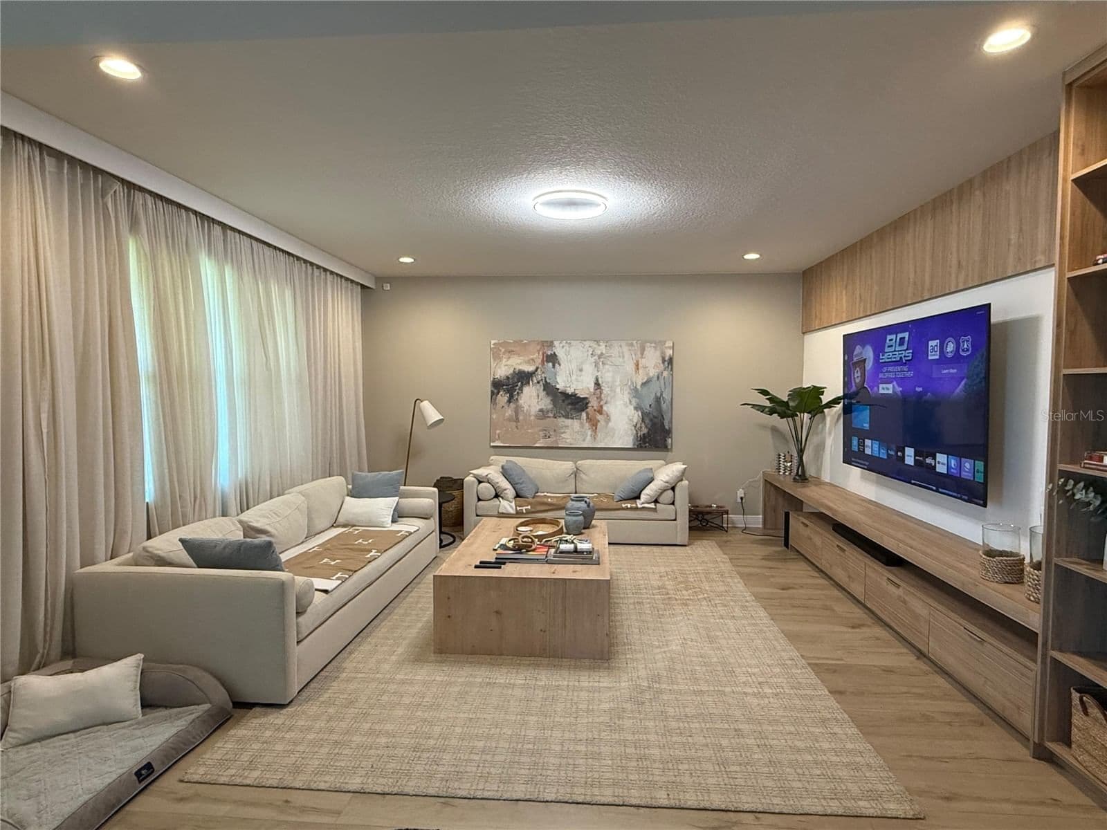 14428 CRESTAVISTA