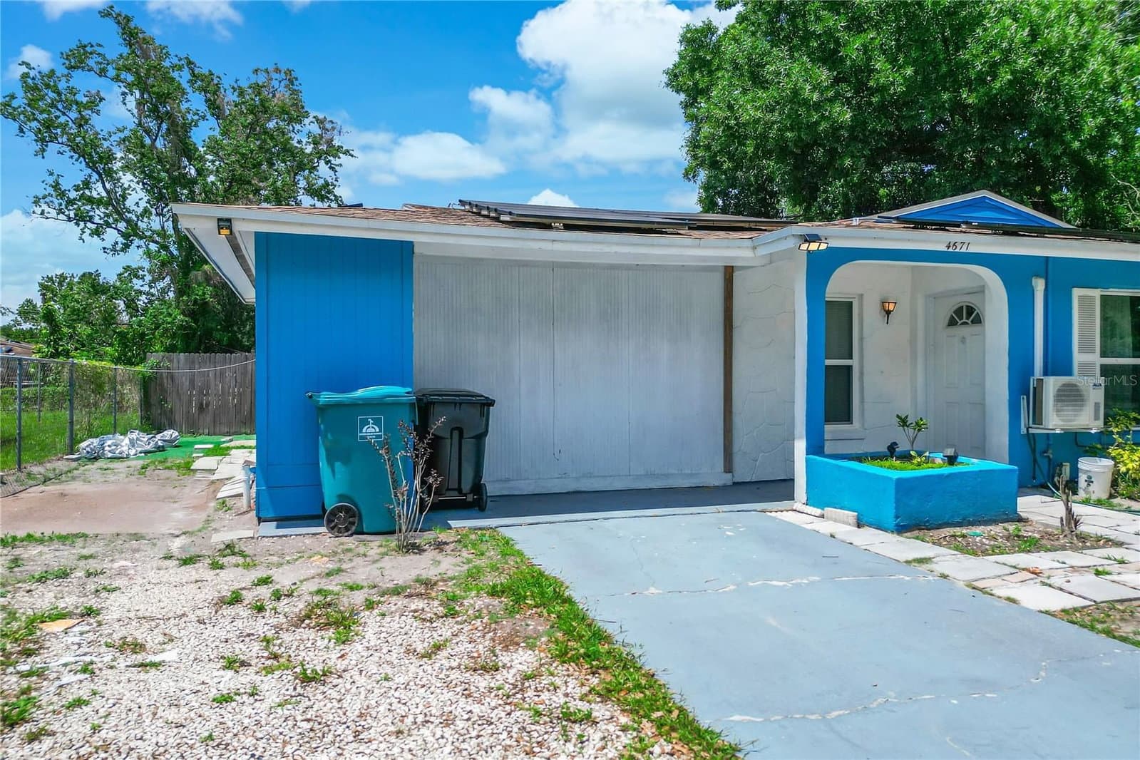 Photo 4 of 4671 VERGARA
