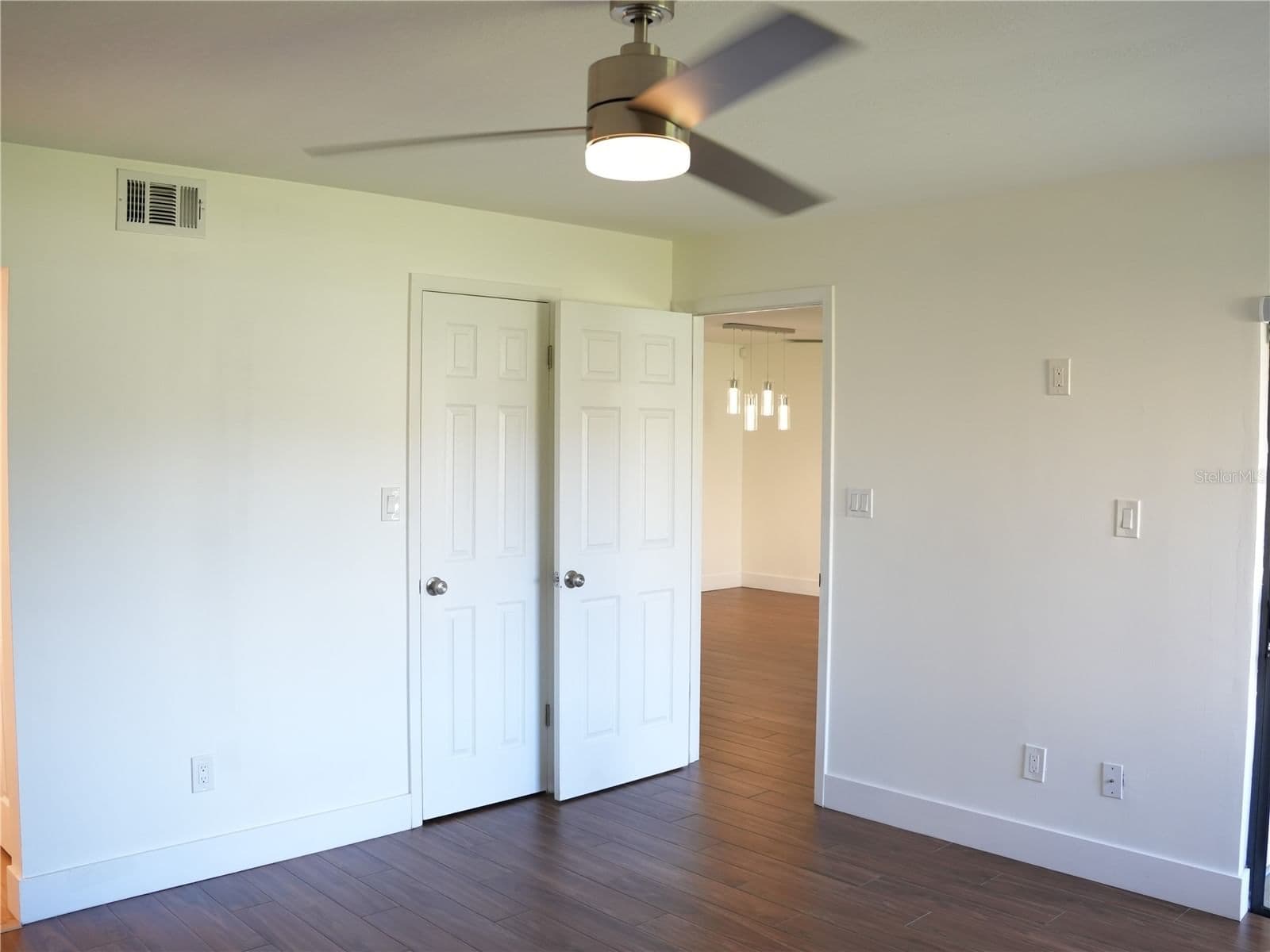 4406 LAKE ORLANDO