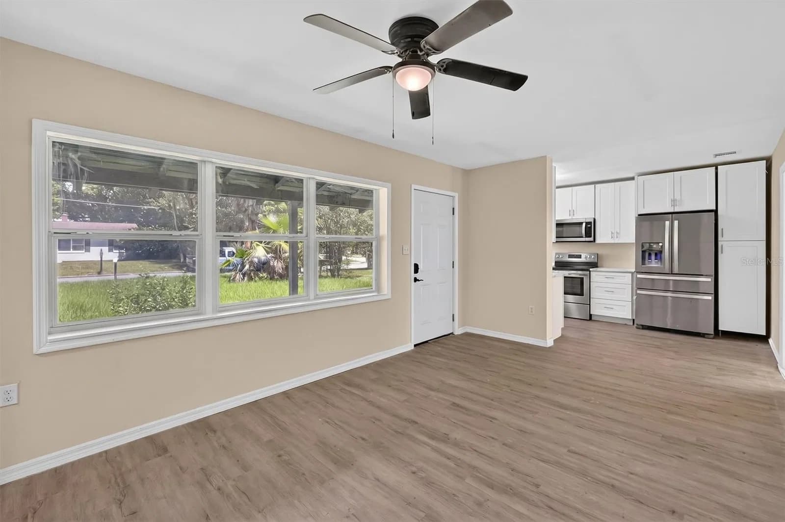 Photo 5 of 116 GLENWOOD