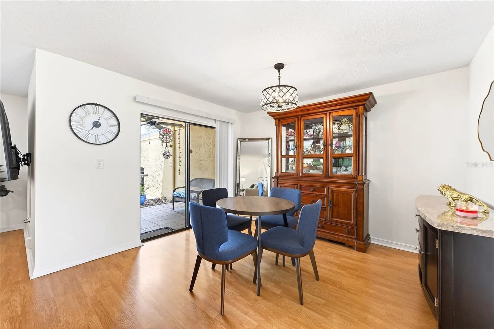 2218 MCMAHON