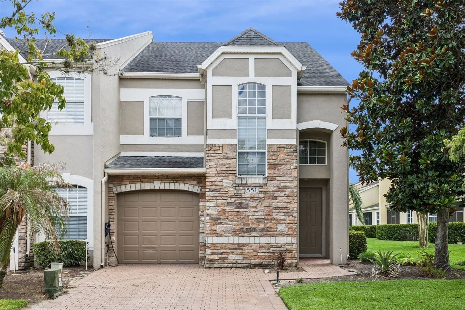 551 TERRACE SPRING
