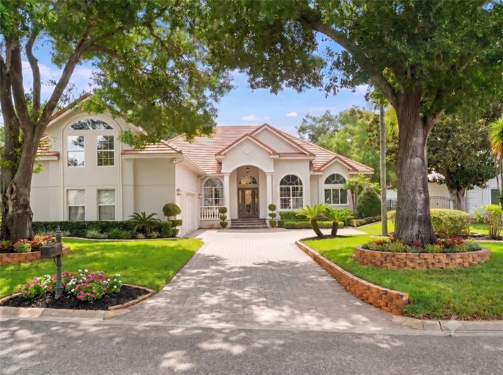 9223 HIDDEN BAY