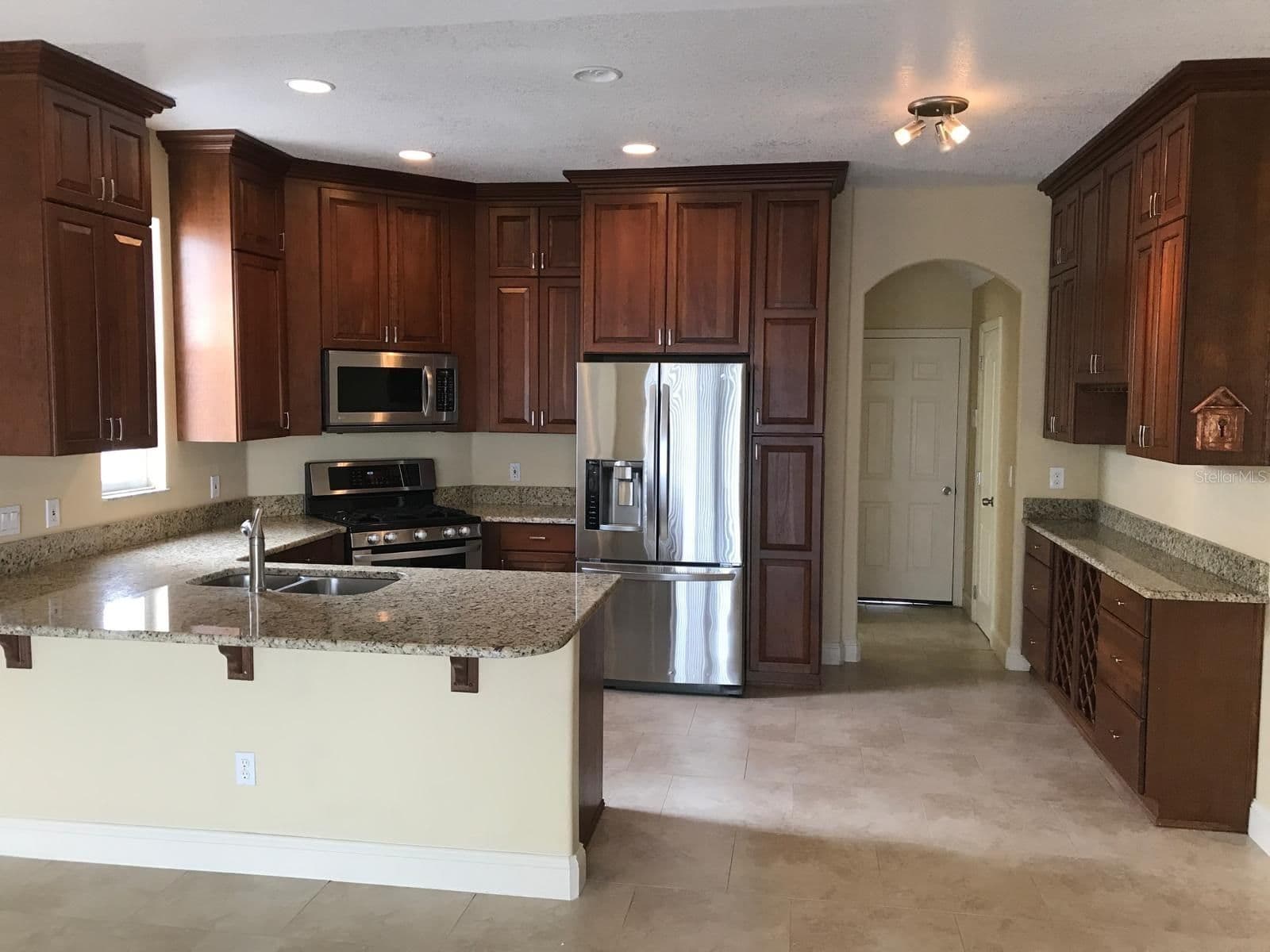 Photo 5 of 6628 BOUGANVILLEA CRESCENT